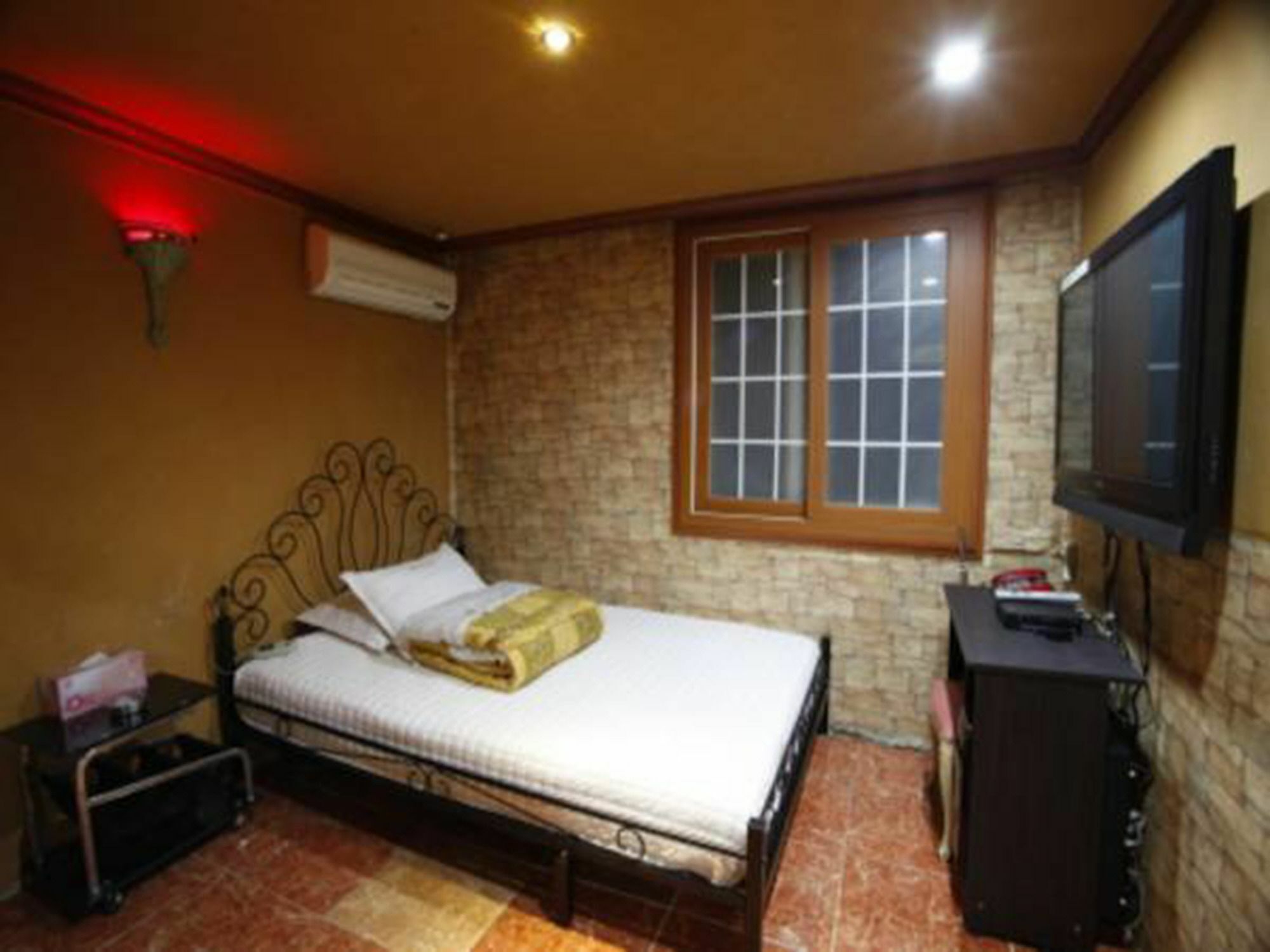 Hotel Queen Busan Exterior photo